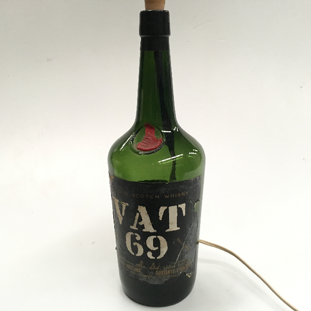 LAMP, Novelty Base - Green Bottle VAT69